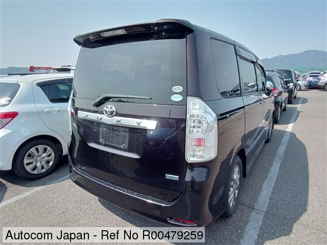 Ref No.R00479259 TOYOTA VOXY Image11