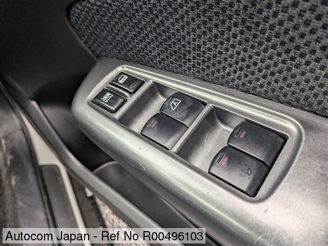 Ref No.R00496103 SUBARU FORESTER Image26