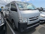 TOYOTA HIACE V