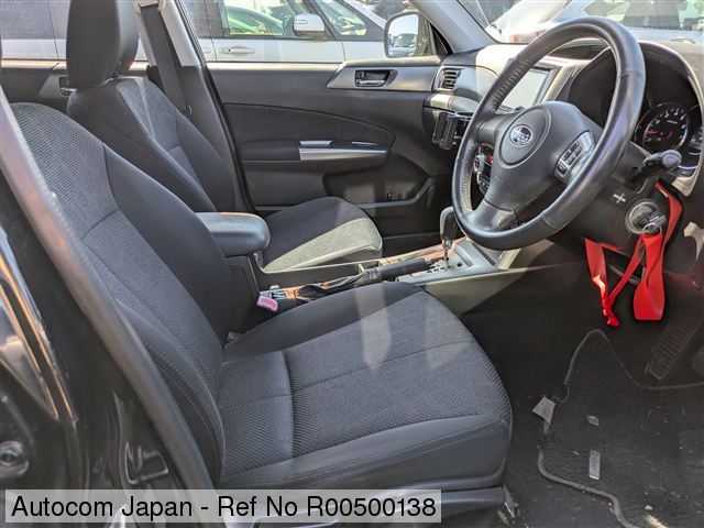 Ref No.R00500138 SUBARU FORESTER Image8