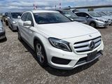 MERCEDES GLA180