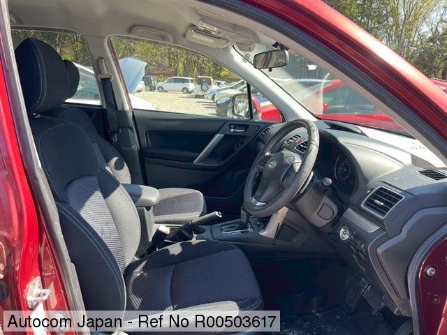 Ref No.R00503617 SUBARU FORESTER Image7