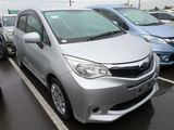 SUBARU TREZIA