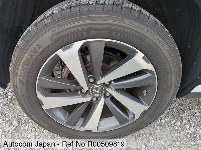 Ref No.R00509819 LEXUS NX300 Image11