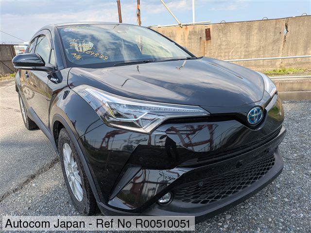 TOYOTA C-HR HV