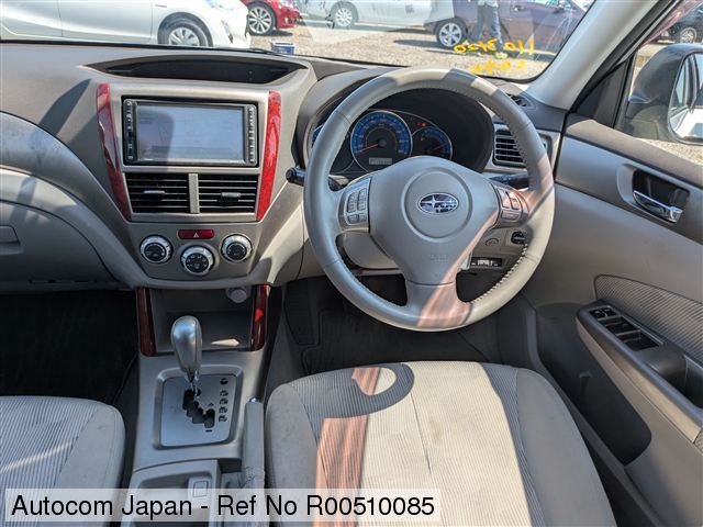 Ref No.R00510085 SUBARU FORESTER Image3
