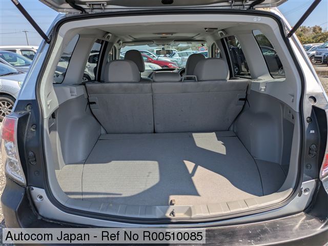 Ref No.R00510085 SUBARU FORESTER Image11