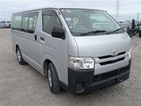 TOYOTA HIACE V