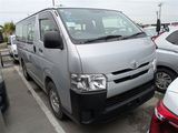 TOYOTA HIACE V