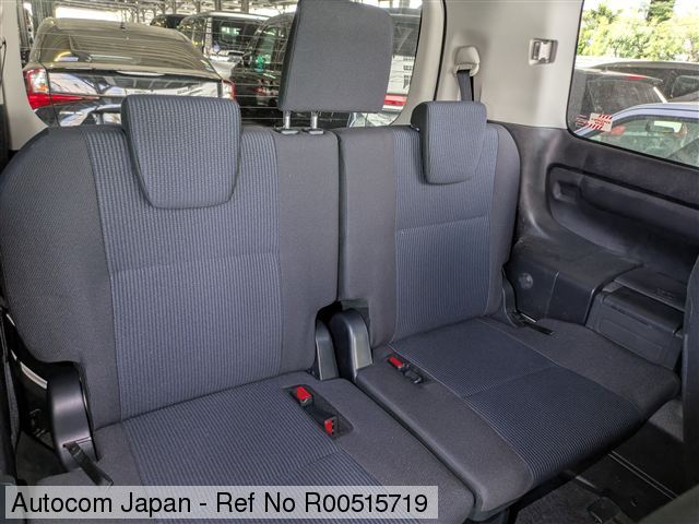 Ref No.R00515719 TOYOTA NOAH Image13