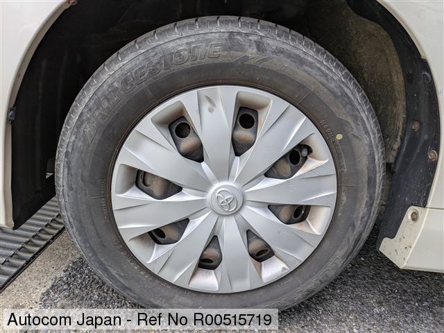 Ref No.R00515719 TOYOTA NOAH Image16