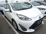 #R00516286 TOYOTA AQUA