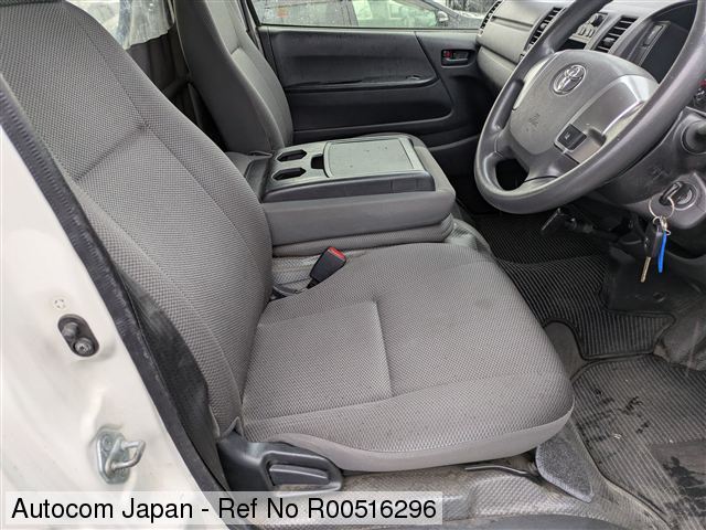 Ref No.R00516296 TOYOTA HIACE V Image6