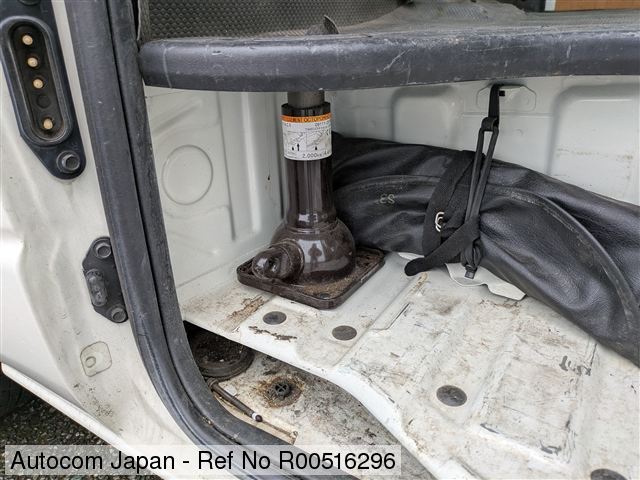 Ref No.R00516296 TOYOTA HIACE V Image27