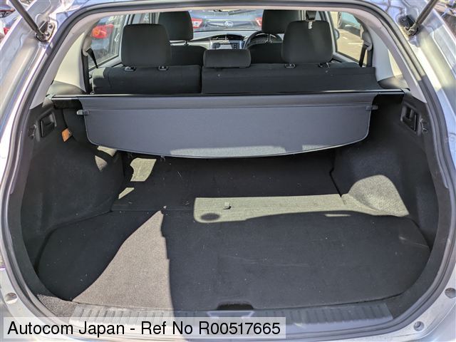 Ref No.R00517665 TOYOTA FIELDER HV Image12