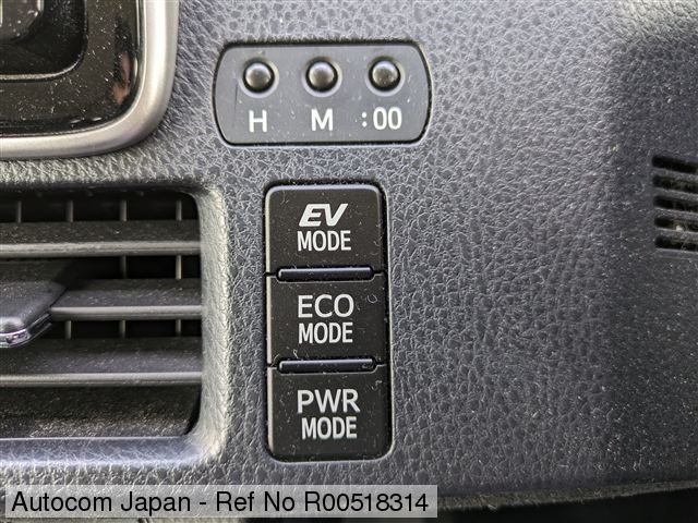 Ref No.R00518314 TOYOTA VOXY HV Image32