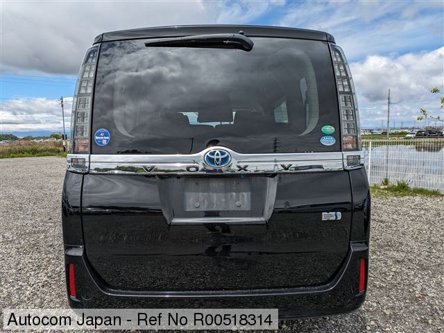 Ref No.R00518314 TOYOTA VOXY HV Image39