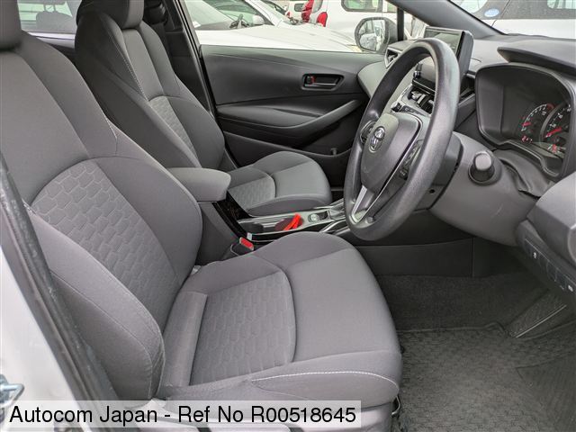 Ref No.R00518645 TOYOTA COROLLA SPORT Image7