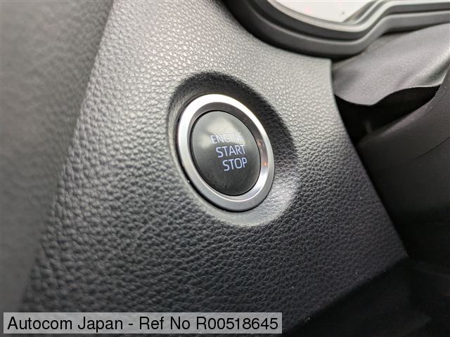 Ref No.R00518645 TOYOTA COROLLA SPORT Image21