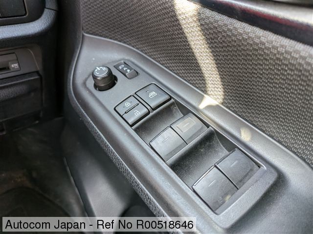 Ref No.R00518646 TOYOTA NOAH Image28