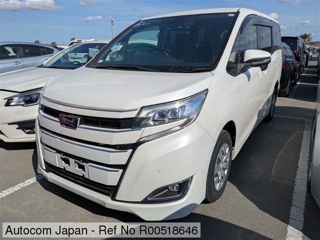 Ref No.R00518646 TOYOTA NOAH Image34