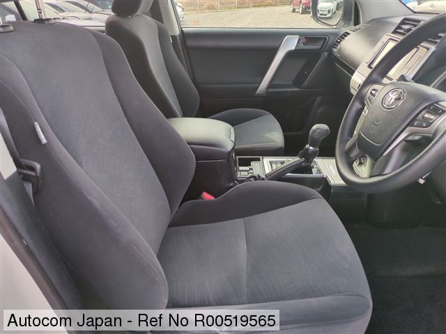 Ref No.R00519565 TOYOTA LAND CRUISER PRADO Image10