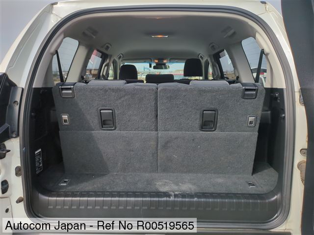 Ref No.R00519565 TOYOTA LAND CRUISER PRADO Image12