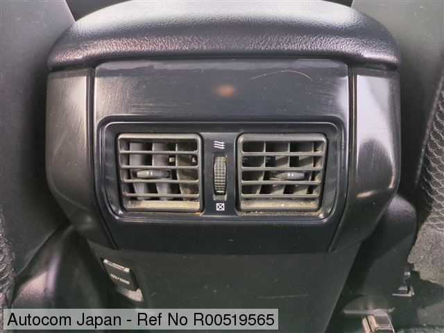 Ref No.R00519565 TOYOTA LAND CRUISER PRADO Image25