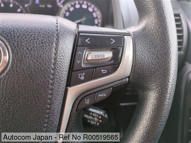 Ref No.R00519565 TOYOTA LAND CRUISER PRADO Image28
