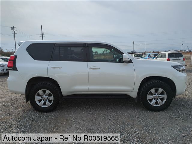 Ref No.R00519565 TOYOTA LAND CRUISER PRADO Image37