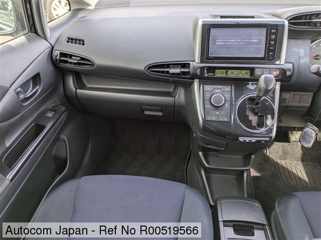 Ref No.R00519566 TOYOTA WISH Image7