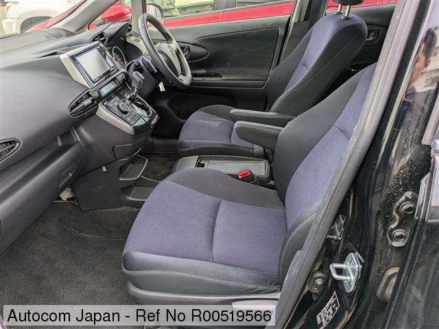 Ref No.R00519566 TOYOTA WISH Image11