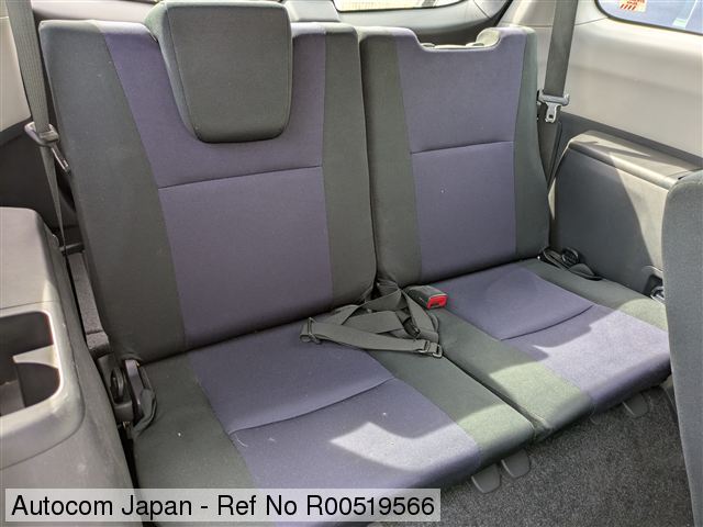 Ref No.R00519566 TOYOTA WISH Image14