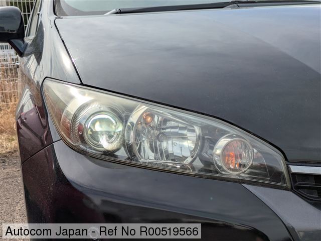 Ref No.R00519566 TOYOTA WISH Image21