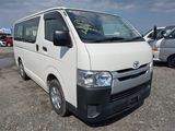 TOYOTA HIACE V