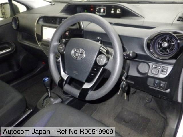 Ref No.R00519909 TOYOTA AQUA Image3